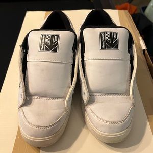 Vans skateboard shoes men’s 9.5